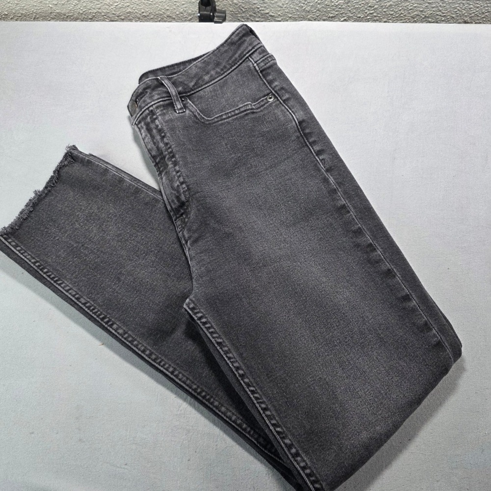 Gap Vintage Slim Sky High Jeans Washed Black Raw Hem 28/6R High Rise Slim Leg